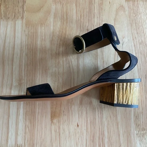 Never worn Chloe Black and Gold Block Heel Sandals - Picture 6 of 8